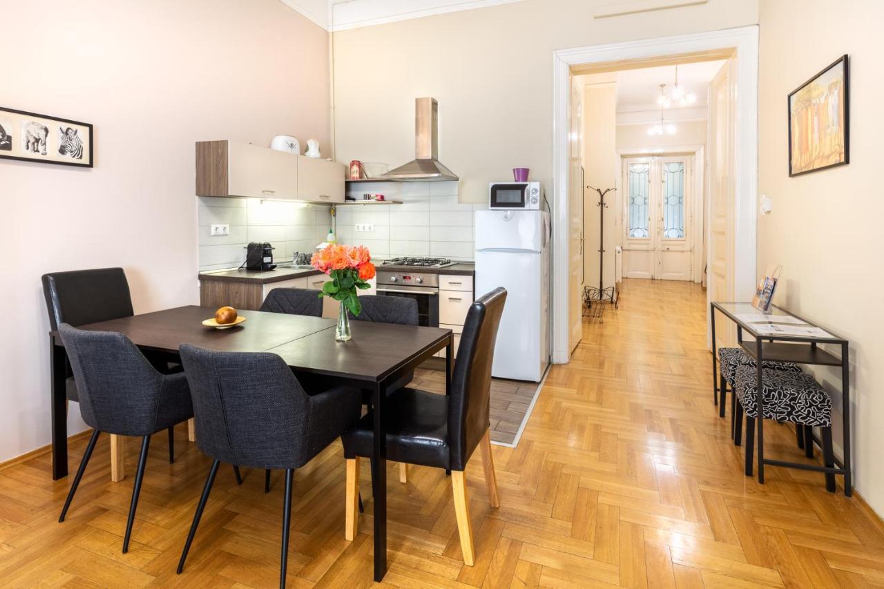 Orangehomes Kalvin Sq 2 Bedroom Apartment Budapest Exterior photo